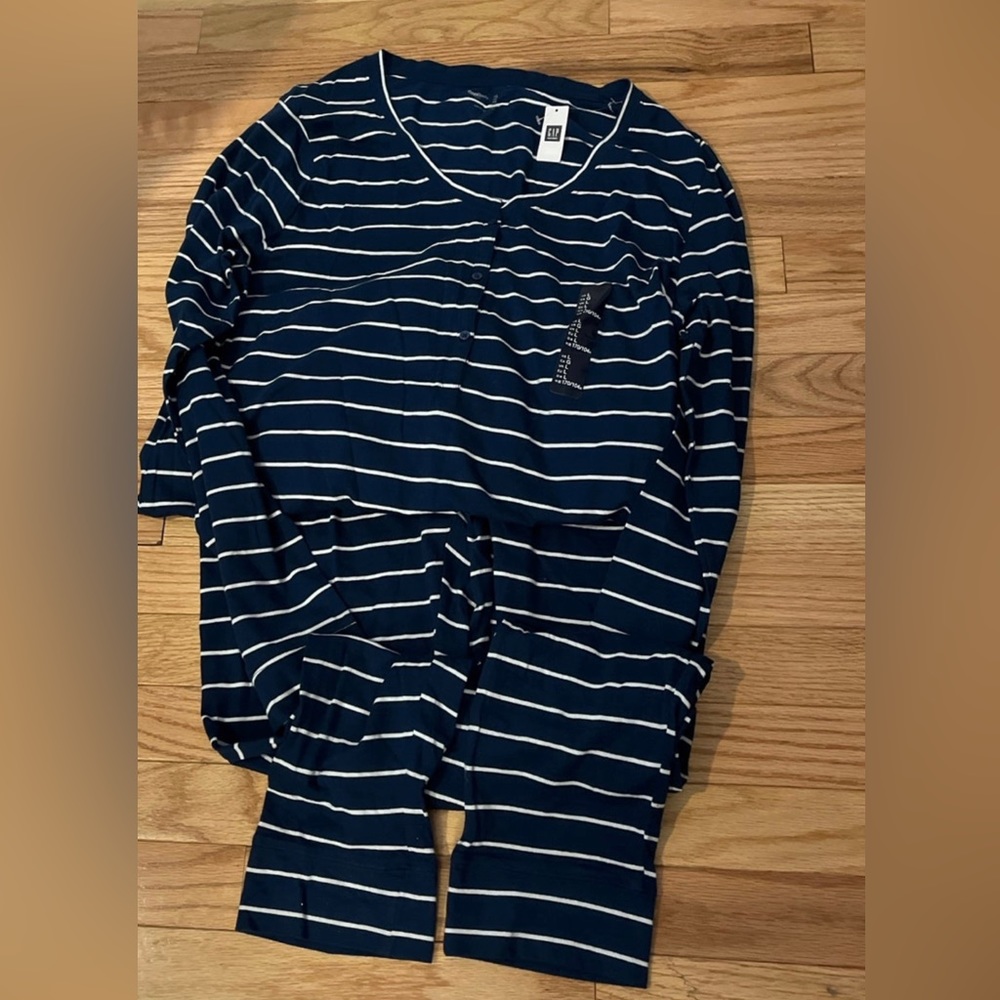 Gap onesie
